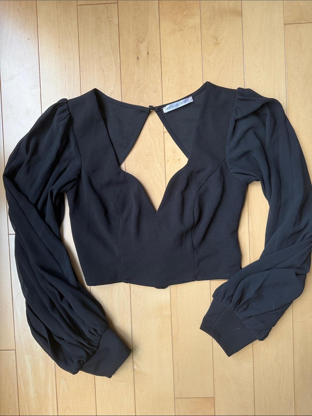 Black Puff-Sleeve Cropped V-Front Top
